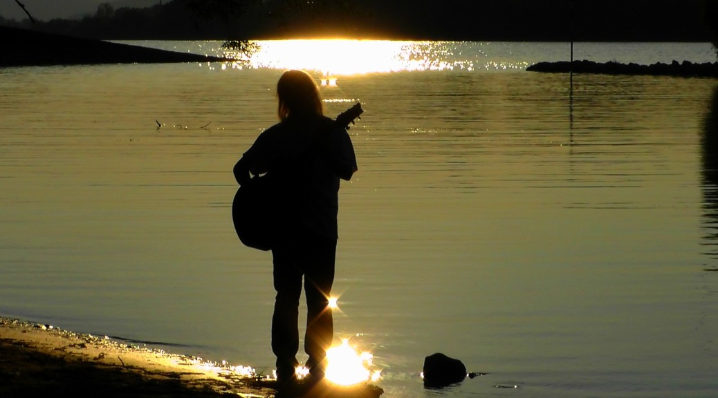 Introduction to guitar course on Coursera